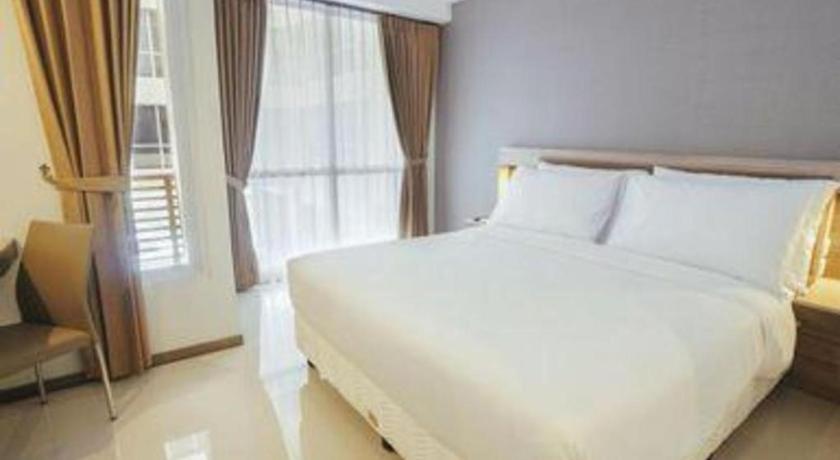 My Tower Hotel Surabaya Esterno foto