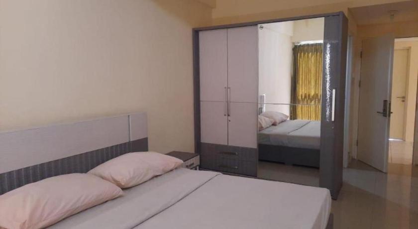 My Tower Hotel Surabaya Esterno foto