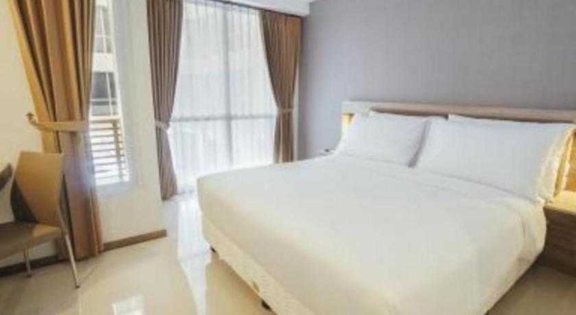 My Tower Hotel Surabaya Esterno foto
